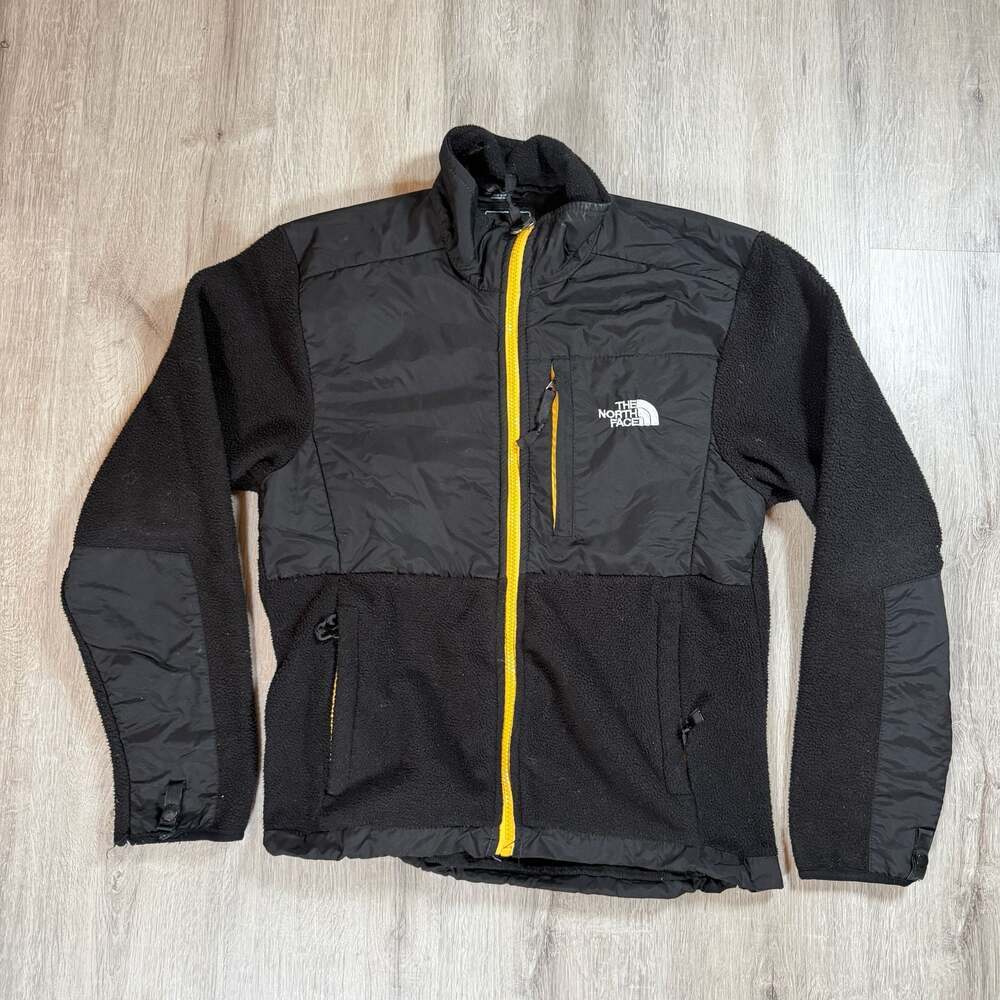 The North Face Women's Denali Fleece Jacket with Yellow Zipper Detail Small